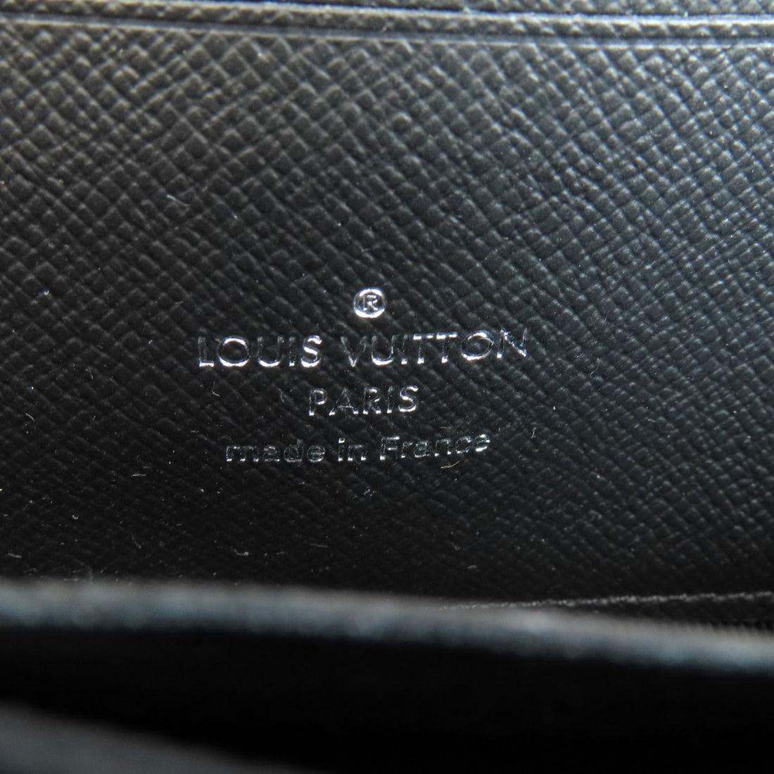 Alpha Wearables Monogram Eclipse Louis Vuitton M81260 Shoulder Bag - 7