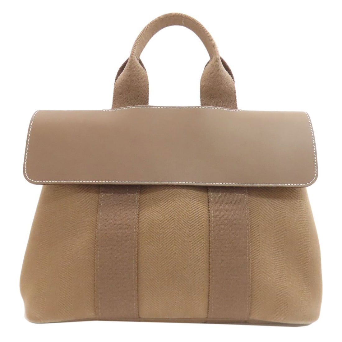 Hermes Valparaiso Pm Etoupe Silverhardware Handbag Towal Chevron: Hermes Valparaiso Pm Etoupe Silverhardware Handbag Towal Chevron Beige Herm?s Valparaiso Pm Etoupe Silver Hardware Handbag with Towel Chevron Exterior. This handbag features a unique towel chevron ext