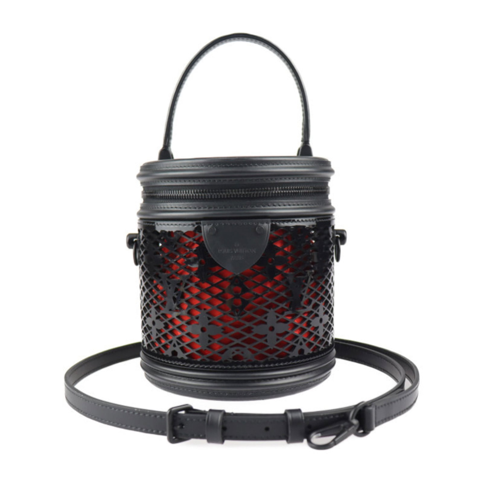 Shoulder Bag Leather Handbag Louis Vuitton: Shoulder Bag Leather Handbag Louis Vuitton Black leather shoulder bag from Louis Vuitton, featuring a classic design with a 17.5cm x 15cm x 14cm size and adjustable shoulder strap. This stylish