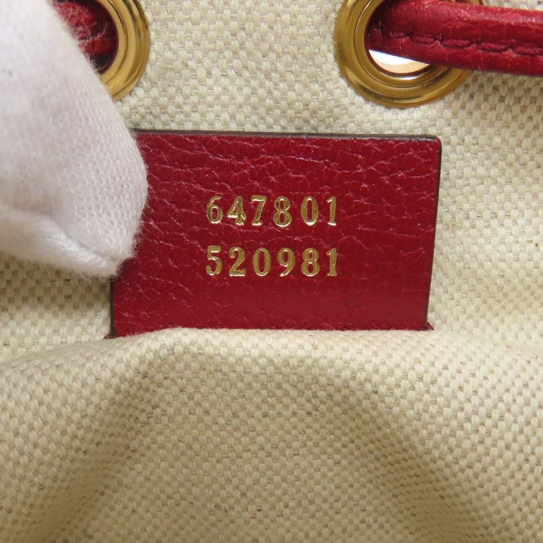PVC drawstring shoulder strap collaboration with doraemon gucci - 7