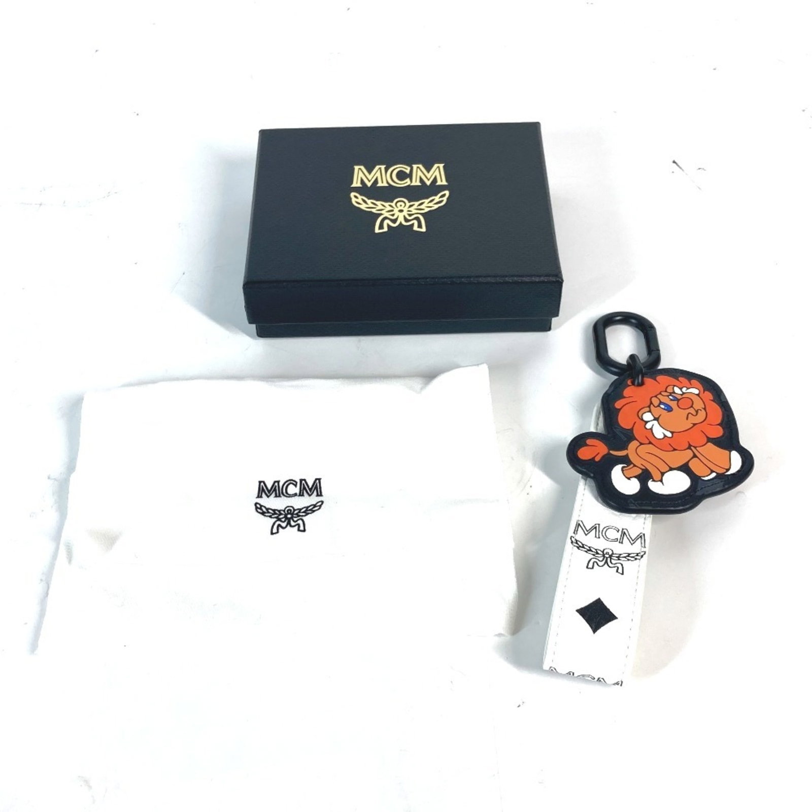 Leather keyring McM - 11