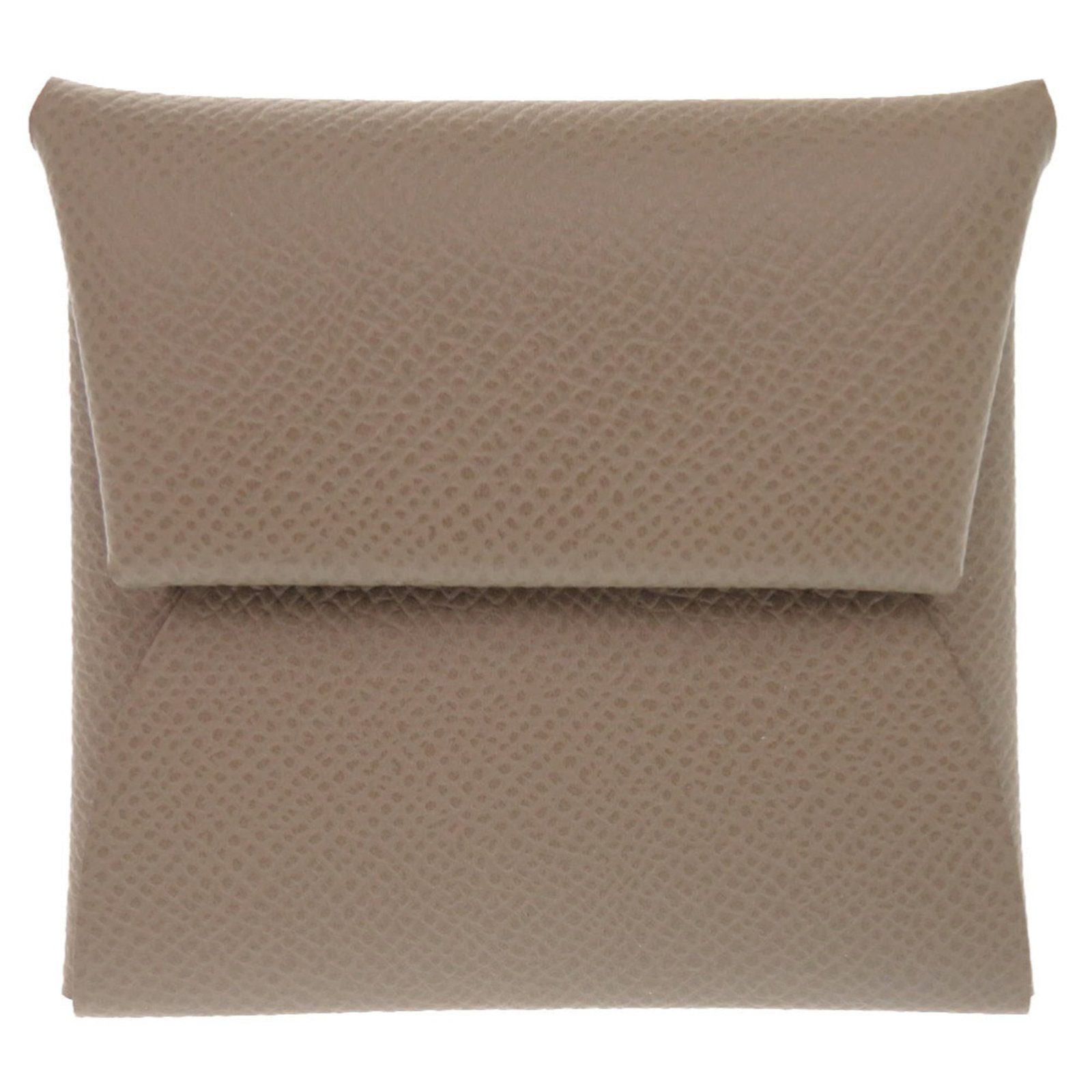 Hermes Coin Purse Epsom Leather: Hermes Coin Purse Epsom Leather Epsom leather coin purse from the iconic French brand Hermes, featuring a classic design with clean lines and understated elegance. This compact case is made from