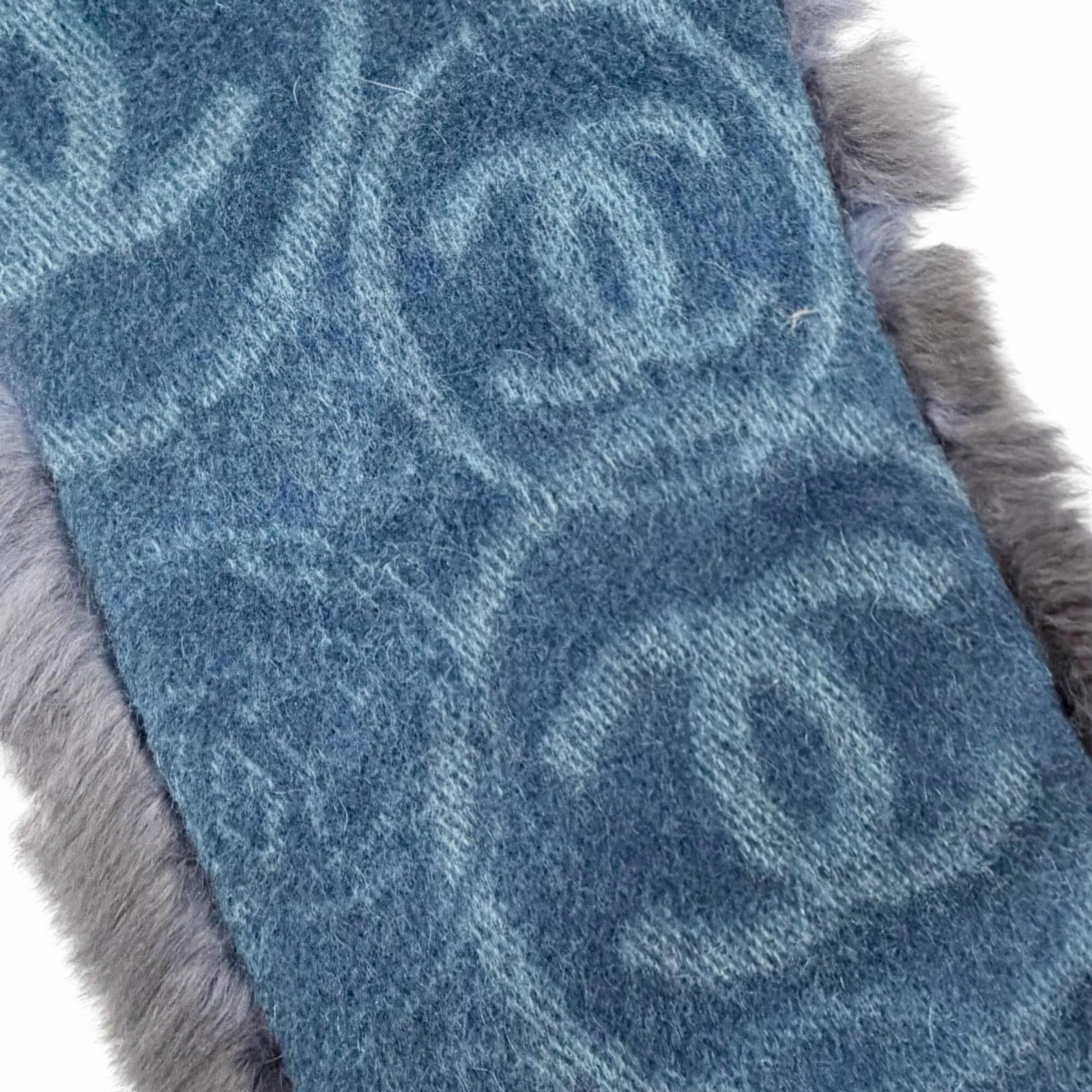 Cashmere Shawl by Chanel - 5