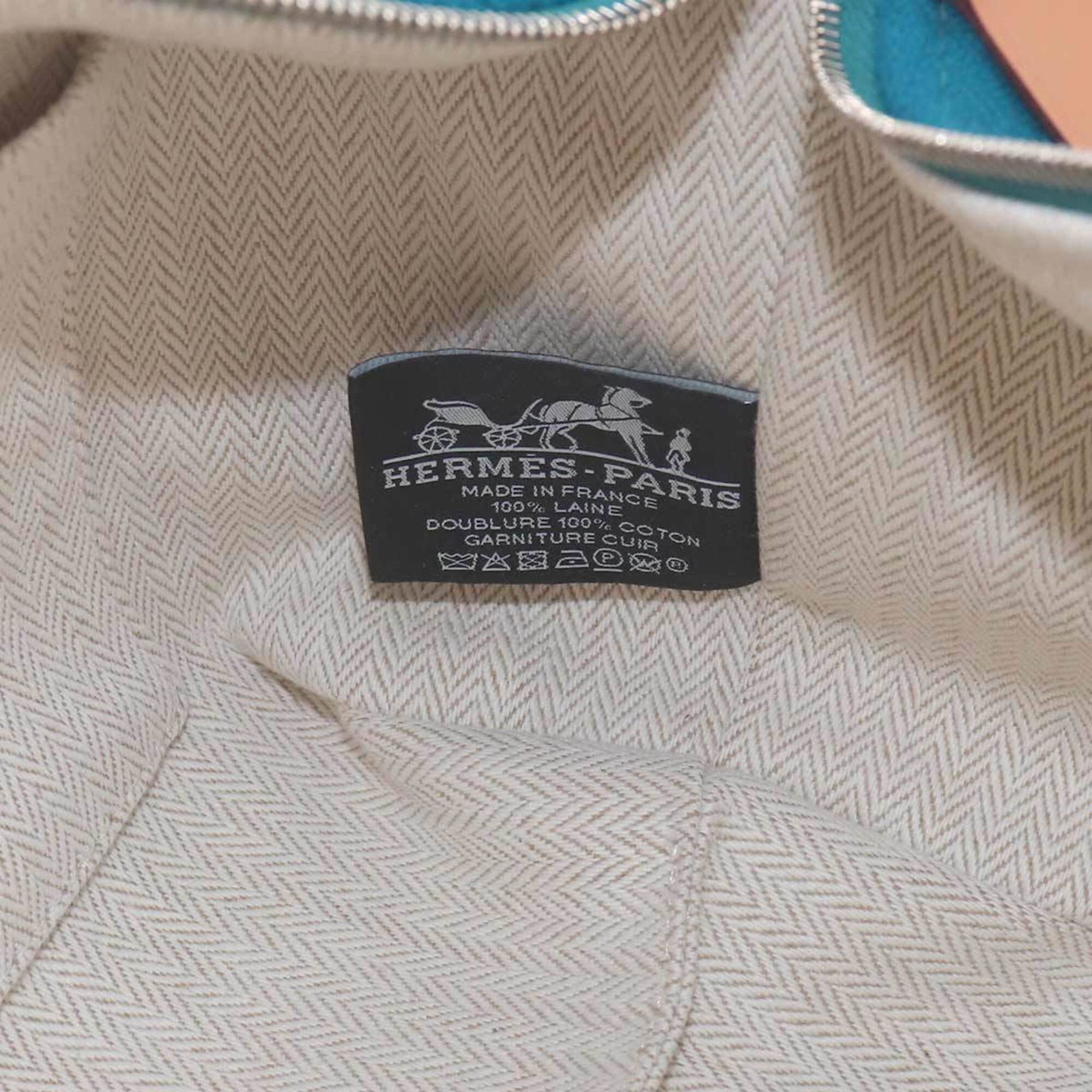 Wool pouch handbag from Hermes - 6