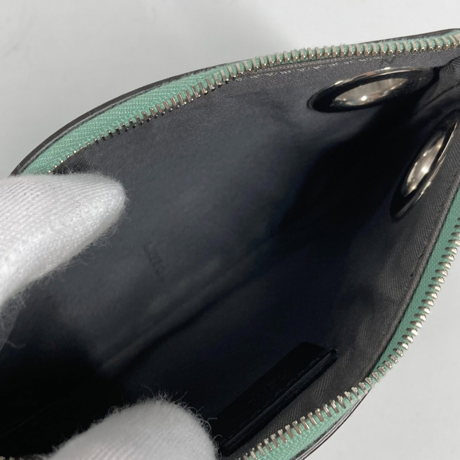 Fendi Pouch Leather - 8