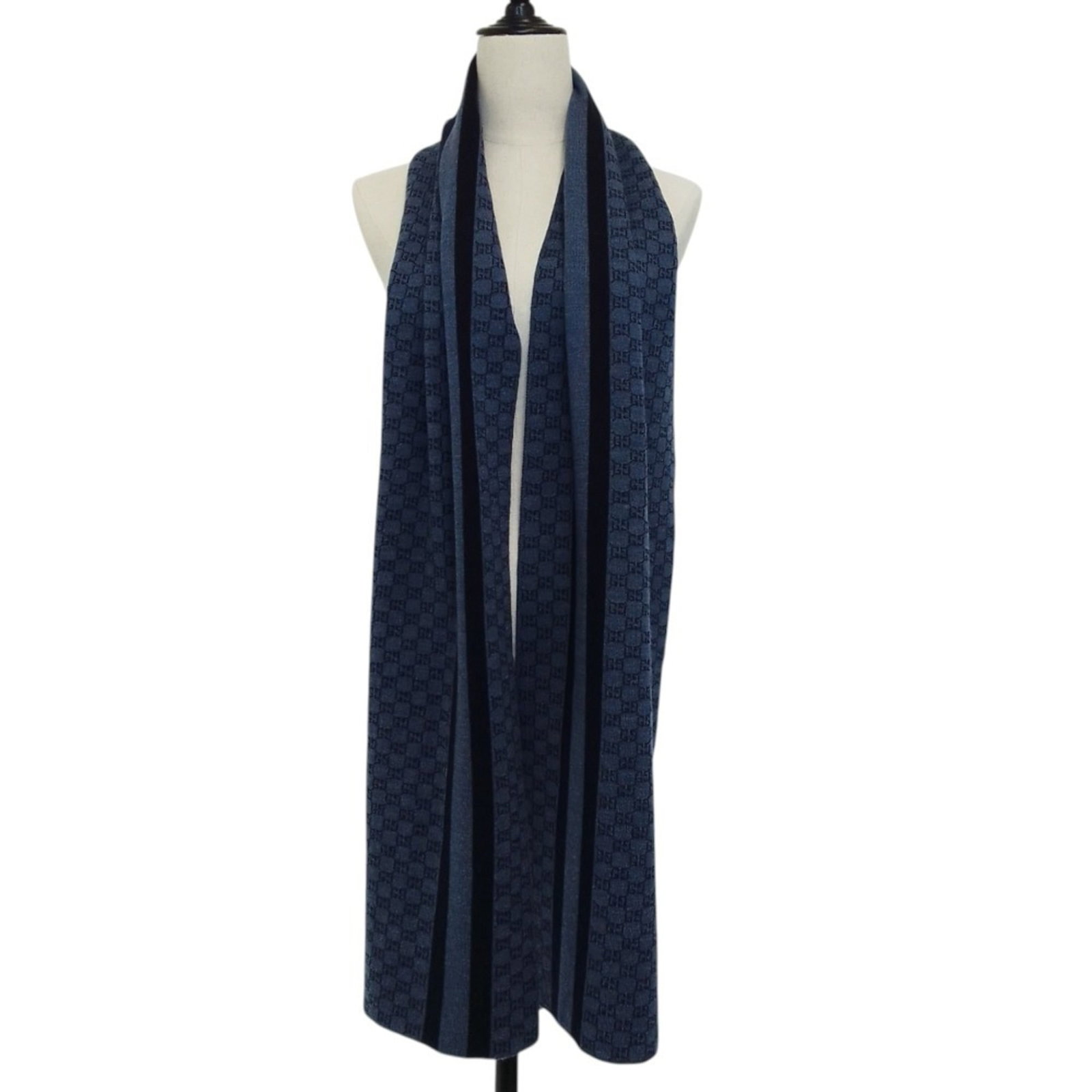 Scarf by Gucci - 2