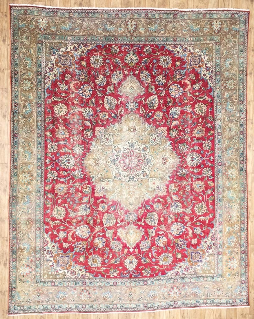 Semi-Antique Distressed Handmade Oriental Wool Rug Home Decor Carpet 10X13 Ft Hand-Knotted: Semi-Antique Distressed Handmade Oriental Wool Rug Home Decor Carpet 10X13 Ft Hand-Knotted The semi-antique, hand-knotted Oriental wool rug boasts a stunning floral pattern in muted colors, including
