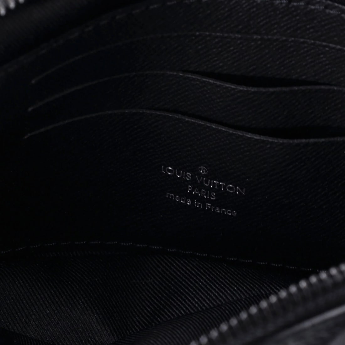Vuitton Pochette Monogram Eclipse Louis Canvas - 6