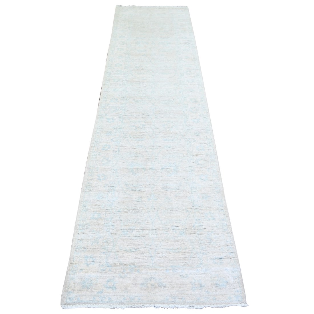 2'5"x9'6" Delicate White Washed Out Peshawar Wool Hand Knotted Runner Rug: 2'5"x9'6" Delicate White Washed Out Peshawar Wool Hand Knotted Runner Rug Delicate white washed out Peshawar wool hand knotted runner rug, measuring 2'5"x9'6" and boasting a timeless oriental design. 