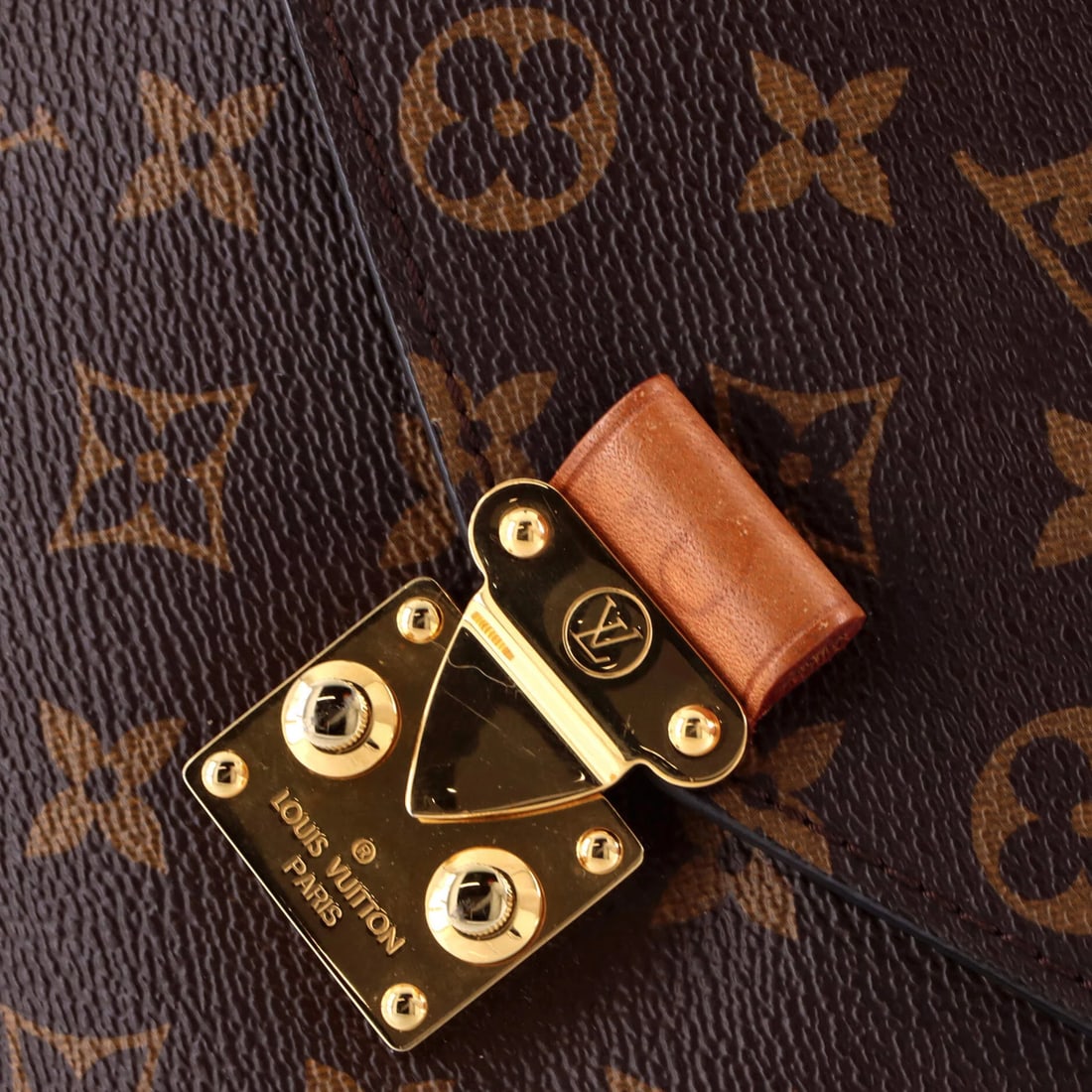 Canvas monogram Pochette Vuitton Louis - 6