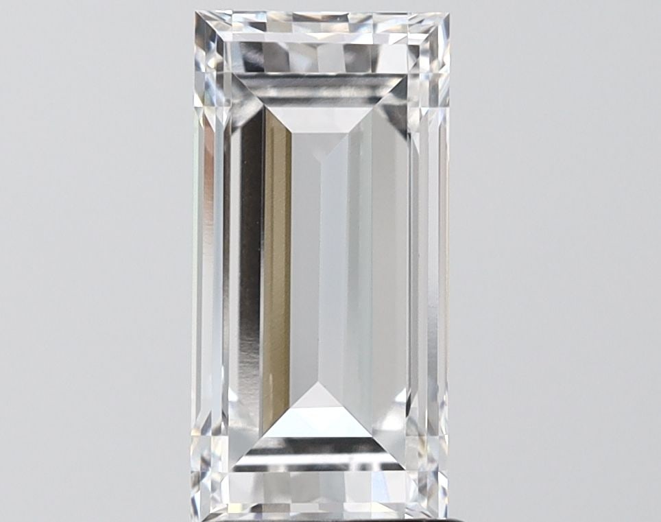 IGI Baguette 2.41ct E VVS2 - Loose Lab Diamond: IGI Baguette 2.41ct E VVS2 - Loose Lab Diamond Item Specifics: Source: This Is A Real Diamond Grown In A Lab Not Mined. Carat: 2.41 Cut: - Color: E Clarity: VVS2 Polish: EX Symmetry: EX Measurements: 