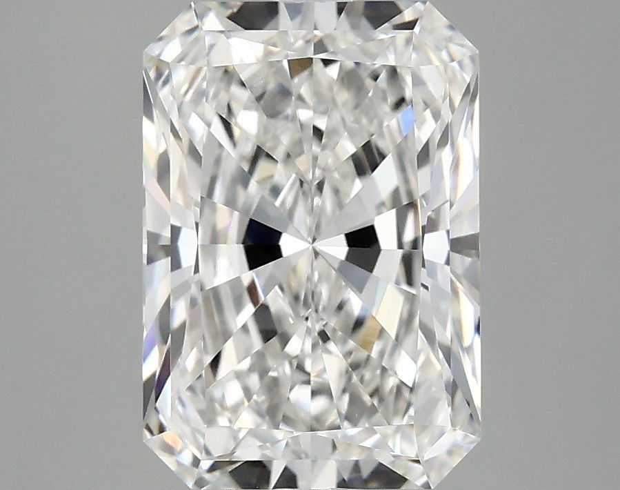IGI Radiant 3.07ct E VVS2 - Loose Lab Diamond: IGI Radiant 3.07ct E VVS2 - Loose Lab Diamond Item Specifics: Source: This Is A Real Diamond Grown In A Lab Not Mined. Carat: 3.07 Cut: - Color: E Clarity: VVS2 Polish: EX Symmetry: EX Measurements: 1