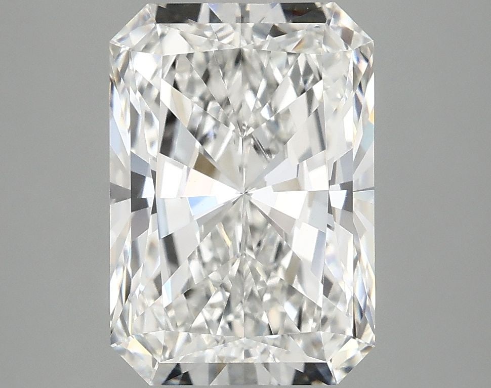 IGI Radiant 3.94ct E VVS2 - Loose Lab Diamond: IGI Radiant 3.94ct E VVS2 - Loose Lab Diamond Item Specifics: Source: This Is A Real Diamond Grown In A Lab Not Mined. Carat: 3.94 Cut: - Color: E Clarity: VVS2 Polish: EX Symmetry: EX Measurements: 1