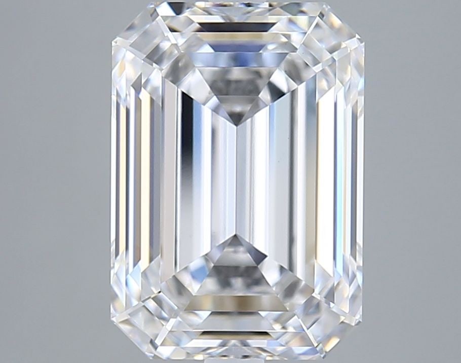 GIA Emerald 5.24ct E VVS2 - Loose Lab Diamond: GIA Emerald 5.24ct E VVS2 - Loose Lab Diamond Item Specifics: Source: This Is A Real Diamond Grown In A Lab Not Mined. Carat: 5.24 Cut: - Color: E Clarity: VVS2 Polish: EX Symmetry: EX Measurements: 1