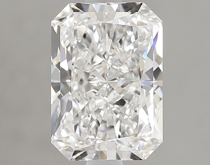 IGI Radiant 2.04ct E VVS2 - Loose Lab Diamond: IGI Radiant 2.04ct E VVS2 - Loose Lab Diamond Item Specifics: Source: This Is A Real Diamond Grown In A Lab Not Mined. Carat: 2.04 Cut: - Color: E Clarity: VVS2 Polish: EX Symmetry: EX Measurements: 8