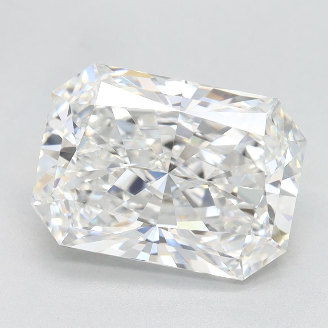 GIA Radiant 3.33ct E VVS1 - Loose Lab Diamond: GIA Radiant 3.33ct E VVS1 - Loose Lab Diamond Item Specifics: Source: This Is A Real Diamond Grown In A Lab Not Mined. Carat: 3.33 Cut: - Color: E Clarity: VVS1 Polish: EX Symmetry: EX Measurements: 1