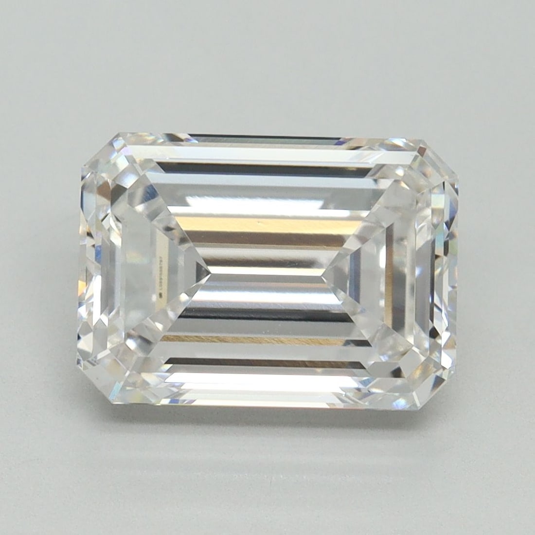IGI Emerald 4.02ct E VVS2 - Loose Lab Diamond: IGI Emerald 4.02ct E VVS2 - Loose Lab Diamond Item Specifics: Source: This Is A Real Diamond Grown In A Lab Not Mined. Carat: 4.02 Cut: - Color: E Clarity: VVS2 Polish: EX Symmetry: EX Measurements: 1