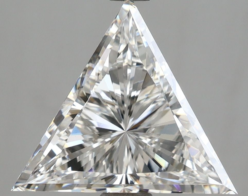 IGI Triangular 2.74ct E VVS2 - Loose Lab Diamond: IGI Triangular 2.74ct E VVS2 - Loose Lab Diamond Item Specifics: Source: This Is A Real Diamond Grown In A Lab Not Mined. Carat: 2.74 Cut: - Color: E Clarity: VVS2 Polish: EX Symmetry: EX Measurements