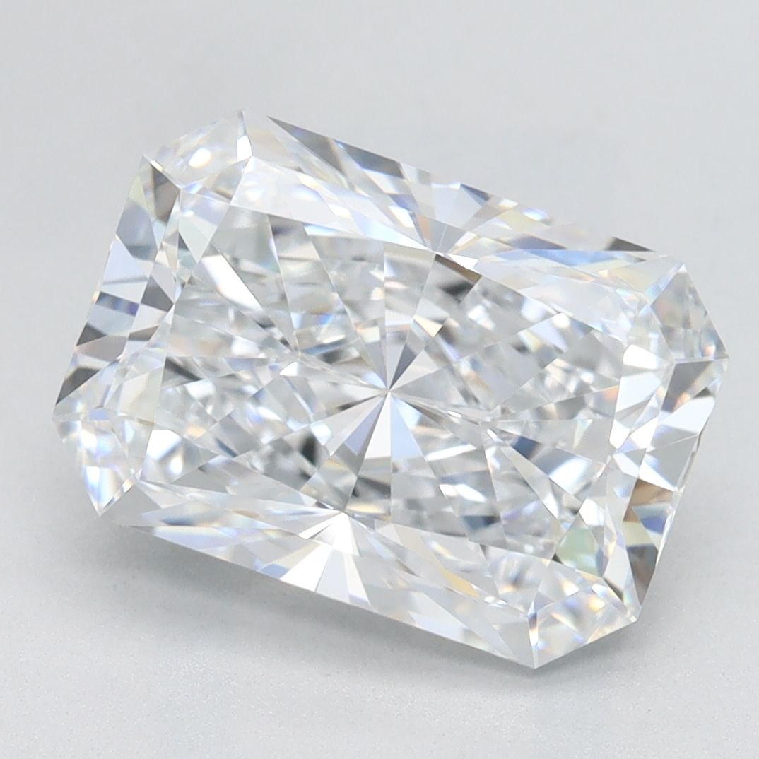 IGI Radiant 3.44ct E VVS1 - Loose Lab Diamond: IGI Radiant 3.44ct E VVS1 - Loose Lab Diamond Item Specifics: Source: This Is A Real Diamond Grown In A Lab Not Mined. Carat: 3.44 Cut: - Color: E Clarity: VVS1 Polish: EX Symmetry: EX Measurements: 1