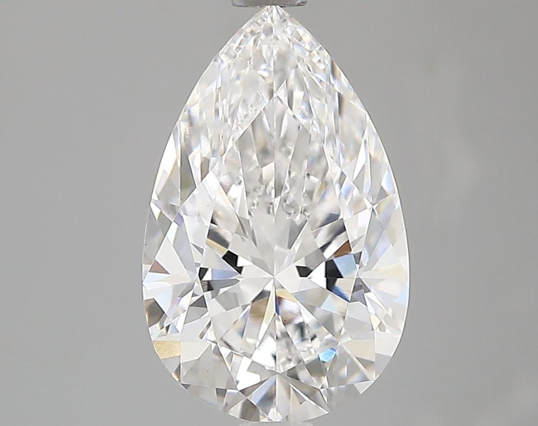 IGI Pear 2.05ct E VVS2 - Loose Lab Diamond: IGI Pear 2.05ct E VVS2 - Loose Lab Diamond Item Specifics: Source: This Is A Real Diamond Grown In A Lab Not Mined. Carat: 2.05 Cut: - Color: E Clarity: VVS2 Polish: EX Symmetry: EX Measurements: 11.1