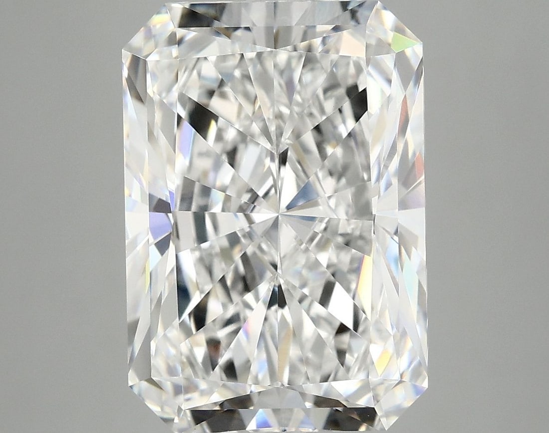 IGI Radiant 7.68ct E VVS2 - Loose Lab Diamond: IGI Radiant 7.68ct E VVS2 - Loose Lab Diamond Item Specifics: Source: This Is A Real Diamond Grown In A Lab Not Mined. Carat: 7.68 Cut: - Color: E Clarity: VVS2 Polish: EX Symmetry: EX Measurements: 1