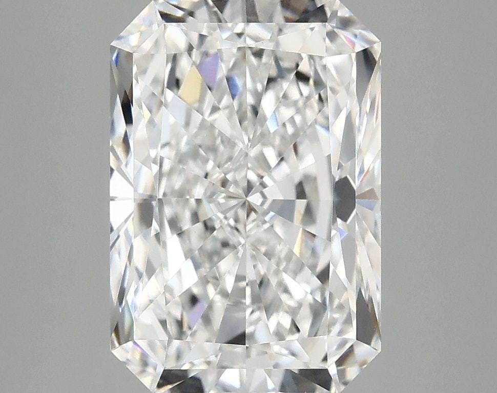 IGI Radiant 4.02ct D VVS2 - Loose Lab Diamond: IGI Radiant 4.02ct D VVS2 - Loose Lab Diamond Item Specifics: Source: This Is A Real Diamond Grown In A Lab Not Mined. Carat: 4.02 Cut: - Color: D Clarity: VVS2 Polish: EX Symmetry: EX Measurements: 1