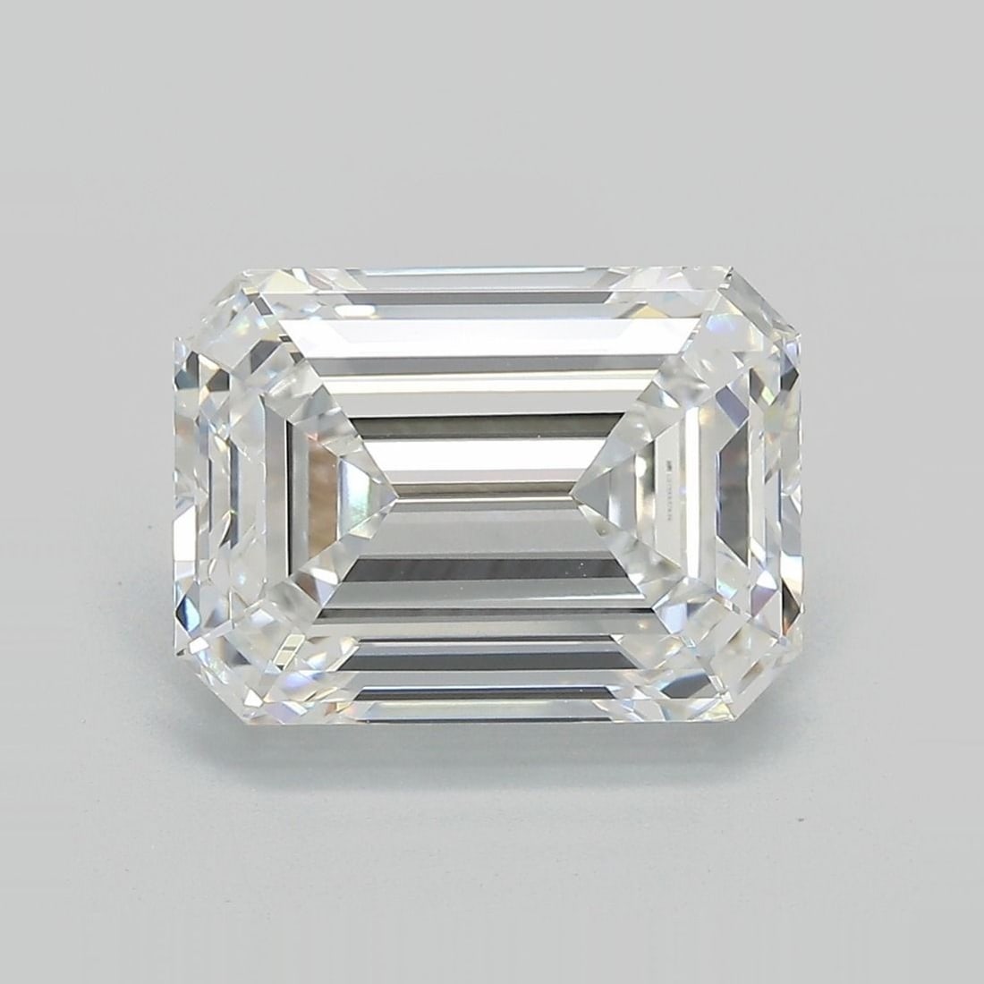 IGI Emerald 5.07ct E VVS2 - Loose Lab Diamond: IGI Emerald 5.07ct E VVS2 - Loose Lab Diamond Item Specifics: Source: This Is A Real Diamond Grown In A Lab Not Mined. Carat: 5.07 Cut: - Color: E Clarity: VVS2 Polish: EX Symmetry: EX Measurements: 1