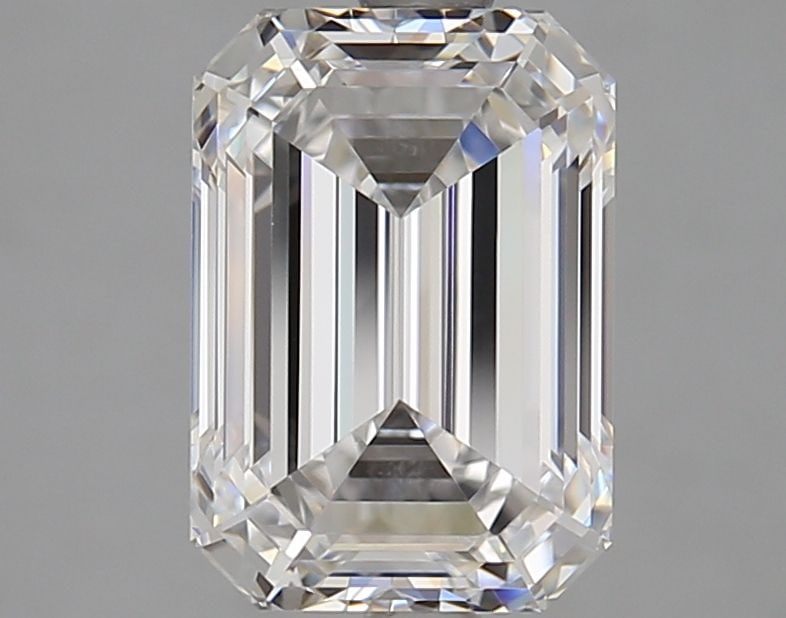GIA Emerald 3.05ct E VVS2 - Loose Lab Diamond: GIA Emerald 3.05ct E VVS2 - Loose Lab Diamond Item Specifics: Source: This Is A Real Diamond Grown In A Lab Not Mined. Carat: 3.05 Cut: - Color: E Clarity: VVS2 Polish: EX Symmetry: EX Measurements: 9
