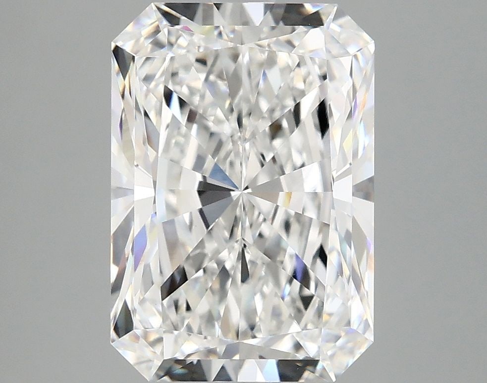 IGI Radiant 4.11ct E VVS2 - Loose Lab Diamond: IGI Radiant 4.11ct E VVS2 - Loose Lab Diamond Item Specifics: Source: This Is A Real Diamond Grown In A Lab Not Mined. Carat: 4.11 Cut: - Color: E Clarity: VVS2 Polish: EX Symmetry: EX Measurements: 1