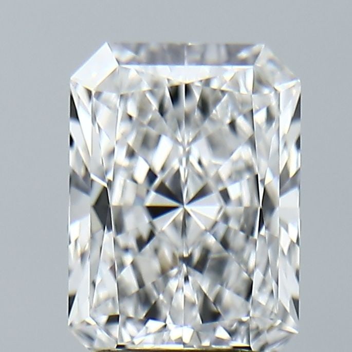 IGI Radiant 2.43ct E VVS2 - Loose Lab Diamond: IGI Radiant 2.43ct E VVS2 - Loose Lab Diamond Item Specifics: Source: This Is A Real Diamond Grown In A Lab Not Mined. Carat: 2.43 Cut: - Color: E Clarity: VVS2 Polish: EX Symmetry: EX Measurements: 9