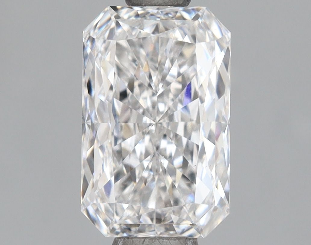 IGI Radiant 1.05ct D VVS1 - Loose Lab Diamond: IGI Radiant 1.05ct D VVS1 - Loose Lab Diamond Item Specifics: Source: This Is A Real Diamond Grown In A Lab Not Mined. Carat: 1.05 Cut: - Color: D Clarity: VVS1 Polish: EX Symmetry: EX Measurements: 7