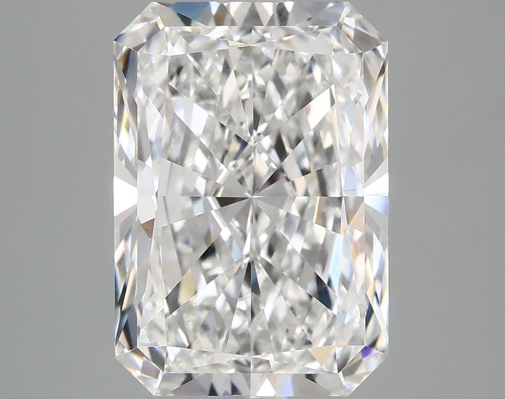 IGI Radiant 4.32ct E VVS2 - Loose Lab Diamond: IGI Radiant 4.32ct E VVS2 - Loose Lab Diamond Item Specifics: Source: This Is A Real Diamond Grown In A Lab Not Mined. Carat: 4.32 Cut: - Color: E Clarity: VVS2 Polish: EX Symmetry: EX Measurements: 1