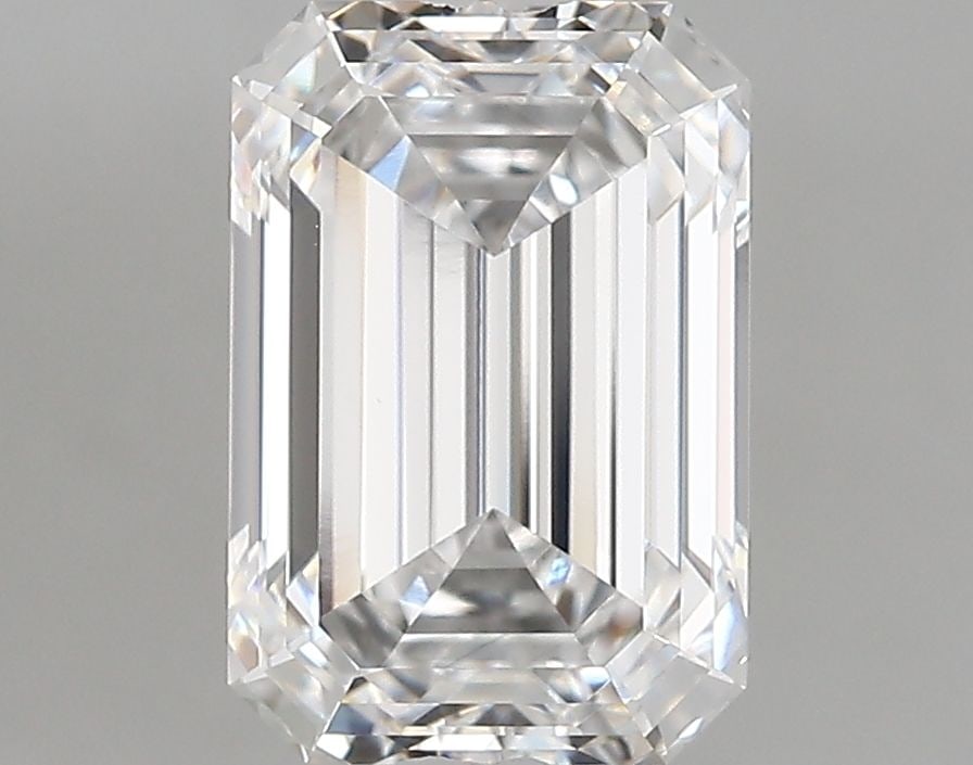 IGI Emerald 3.16ct E VVS2 - Loose Lab Diamond: IGI Emerald 3.16ct E VVS2 - Loose Lab Diamond Item Specifics: Source: This Is A Real Diamond Grown In A Lab Not Mined. Carat: 3.16 Cut: - Color: E Clarity: VVS2 Polish: EX Symmetry: EX Measurements: 1