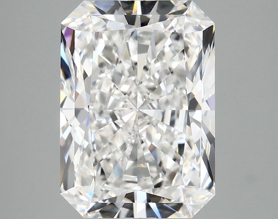 IGI Radiant 4.08ct D VVS2 - Loose Lab Diamond: IGI Radiant 4.08ct D VVS2 - Loose Lab Diamond Item Specifics: Source: This Is A Real Diamond Grown In A Lab Not Mined. Carat: 4.08 Cut: - Color: D Clarity: VVS2 Polish: EX Symmetry: EX Measurements: 1