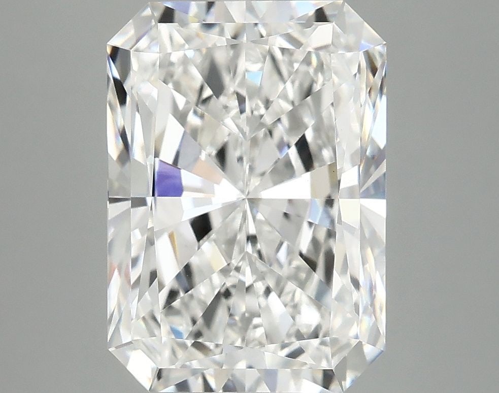 IGI Radiant 4.52ct F VVS2 - Loose Lab Diamond: IGI Radiant 4.52ct F VVS2 - Loose Lab Diamond Item Specifics: Source: This Is A Real Diamond Grown In A Lab Not Mined. Carat: 4.52 Cut: - Color: F Clarity: VVS2 Polish: EX Symmetry: EX Measurements: 1