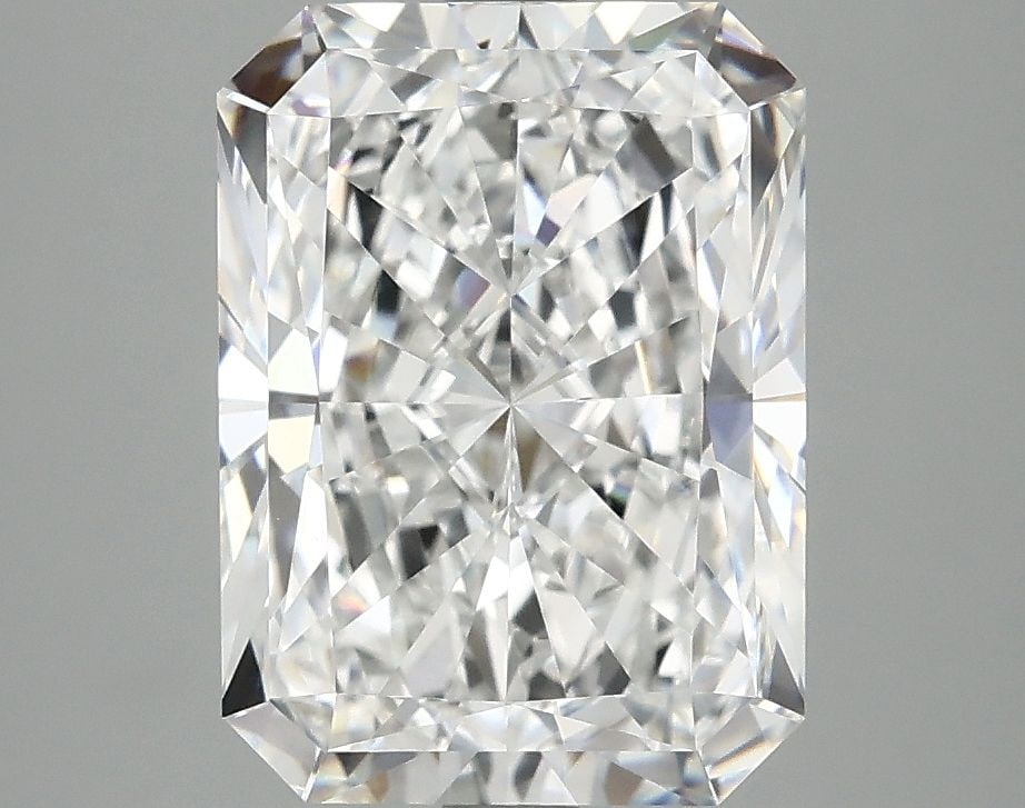 IGI Radiant 3.97ct E VVS2 - Loose Lab Diamond: IGI Radiant 3.97ct E VVS2 - Loose Lab Diamond Item Specifics: Source: This Is A Real Diamond Grown In A Lab Not Mined. Carat: 3.97 Cut: - Color: E Clarity: VVS2 Polish: EX Symmetry: EX Measurements: 1
