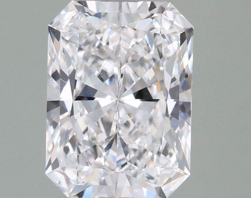 IGI Radiant 2.05ct E VVS2 - Loose Lab Diamond: IGI Radiant 2.05ct E VVS2 - Loose Lab Diamond Item Specifics: Source: This Is A Real Diamond Grown In A Lab Not Mined. Carat: 2.05 Cut: - Color: E Clarity: VVS2 Polish: EX Symmetry: EX Measurements: 8