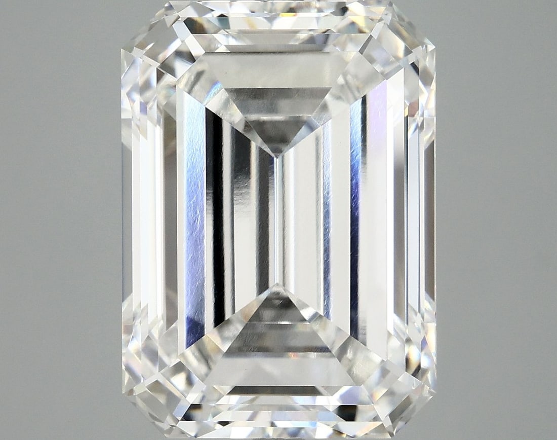 IGI Emerald 12.25ct F VVS2 - Loose Lab Diamond: IGI Emerald 12.25ct F VVS2 - Loose Lab Diamond Item Specifics: Source: This Is A Real Diamond Grown In A Lab Not Mined. Carat: 12.25 Cut: - Color: F Clarity: VVS2 Polish: EX Symmetry: EX Measurements: