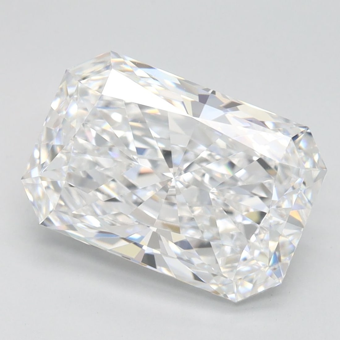 IGI Radiant 3.31ct D IF - Loose Lab Diamond: IGI Radiant 3.31ct D IF - Loose Lab Diamond Item Specifics: Source: This Is A Real Diamond Grown In A Lab Not Mined. Carat: 3.31 Cut: - Color: D Clarity: IF Polish: EX Symmetry: EX Measurements: 10.82
