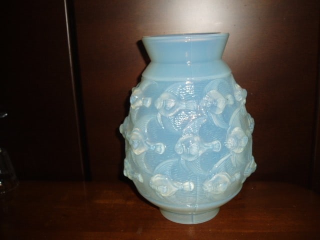 Rare signed vase blue interior h8.4" opalescent flower fish pattern sabino (1 of 4)