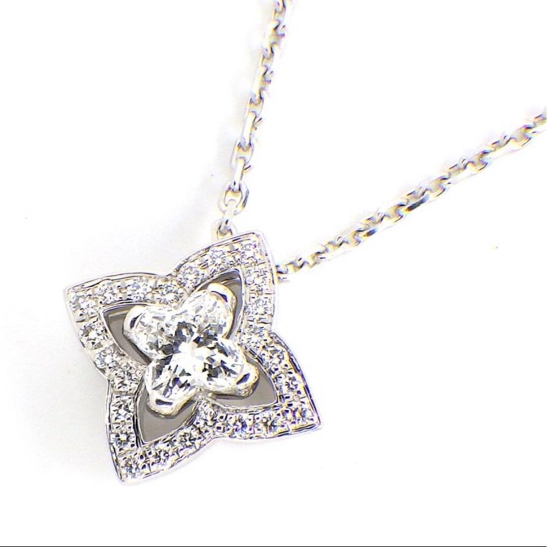 Diamond white gold 18k necklace pendant pandantif louis vuitton original box with: Diamond white gold 18k necklace pendant pandantif louis vuitton original box with Item Specifics: Brand: Louis Vuitton Type: Necklace Metal Purity: 18k Color: White Gold Style: Pendant Base Metal: Whi