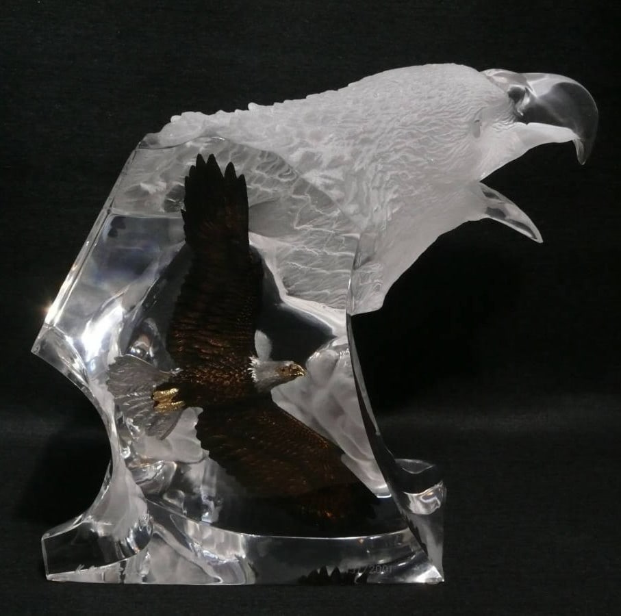 Art metal bronze sculpture bald cantrell eagle limited lucite 2001: Art metal bronze sculpture bald cantrell eagle limited lucite 2001 Item Specifics: Artist: K. Cantrell Unit Of Sale: Single Piece Signed By: K. Cantrell Size: Medium Signed: Yes Material: Acrylic Meta
