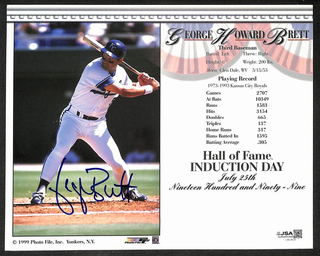 George Brett Autographed/ Signed 8x10 HOF Induction Day Photo Royals JSA 209821 (1 of 2)