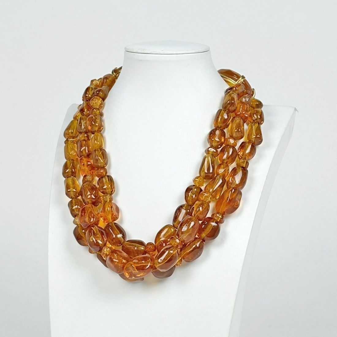 Colored Stone Necklace Gold Plated Coco Chanel 99P Brown Mark Rare In: Colored Stone Necklace Gold Plated Coco Chanel 99P Brown Mark Rare In Item Specifics: Color: Gold Main Stone Color: Brown Material: Metal Metal: Gold Plated Brand: CHANEL Type: Necklace Style: Necklac