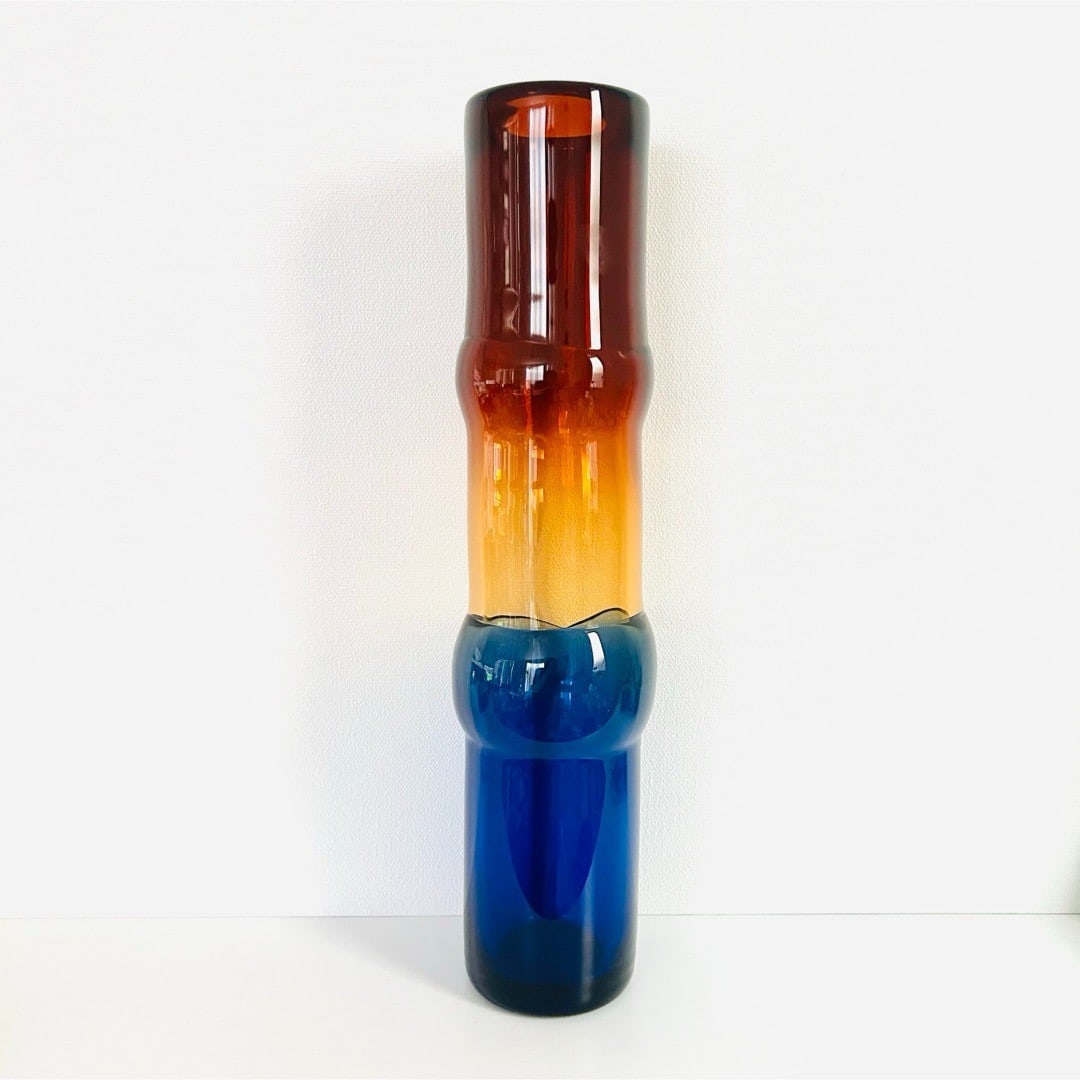 Iittala bamboo vase by Oiva Toikka 7in limited edition art glass from Finland: Iittala bamboo vase by Oiva Toikka 7in limited edition art glass from Finland Item Specifics: Origin: Finland Color: Multicolor Material: Glass Subject: Bamboo Brand: Iittala Type: Vase Original/Licen