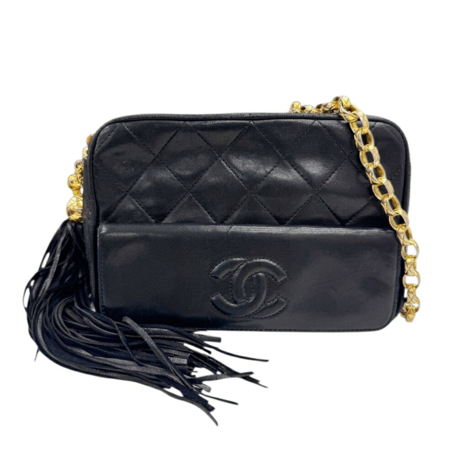 Shoulder Bag Leather Chanel: Shoulder Bag Leather Chanel Black lambskin shoulder bag from Chanel, measuring 12.5cm x 18cm x 7cm. This leather shoulder bag features a classic design with clean lines and a timeless aesthetic. Made 
