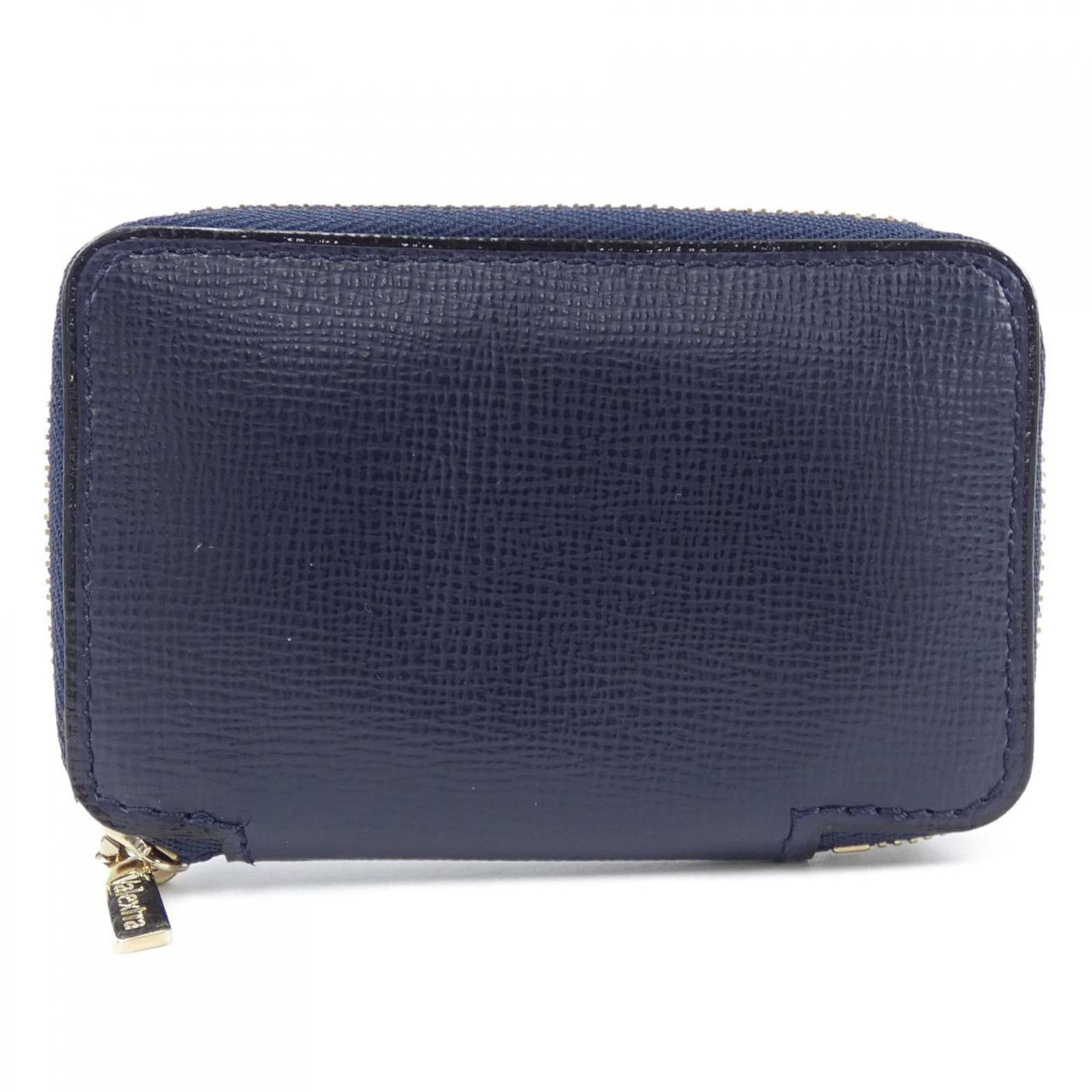 Valextra Coin Purse/ Coin Case Leather: Valextra Coin Purse/ Coin Case Leather Navy leather coin purse/coin case from Valextra, featuring a compact size of 7cm x 10cm x 1.5cm. This stylish accessory showcases the brand's signature craftsman