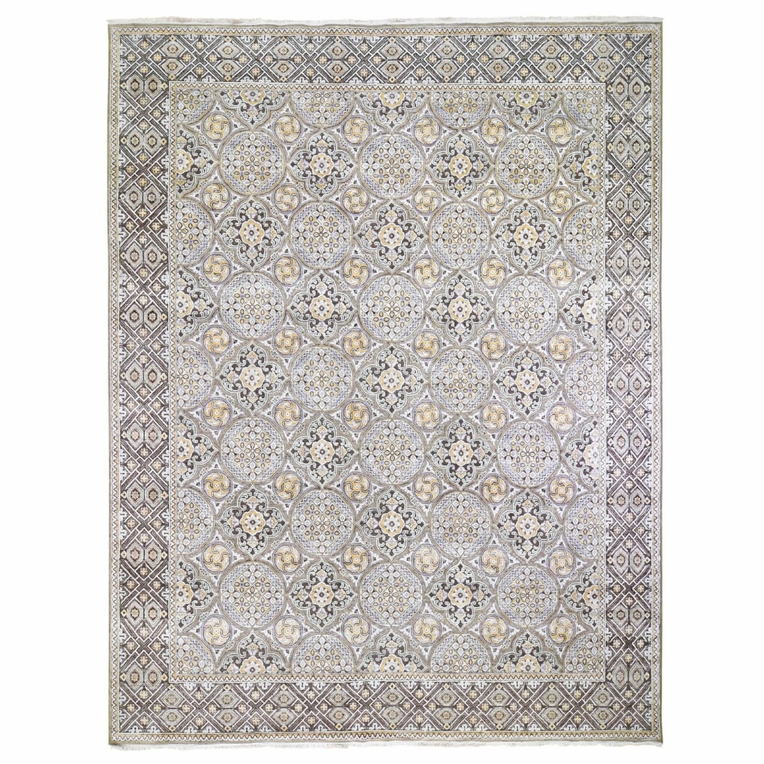 12'x15'5" Oversized Mughal Inspired Medallions Design Hand Knotted Rug: 12'x15'5" Oversized Mughal Inspired Medallions Design Hand Knotted Rug Oversized Mughal Inspired Medallions Design Hand Knotted Rug boasts an impressive 12'0" x 15'5" rectangular field with intricate