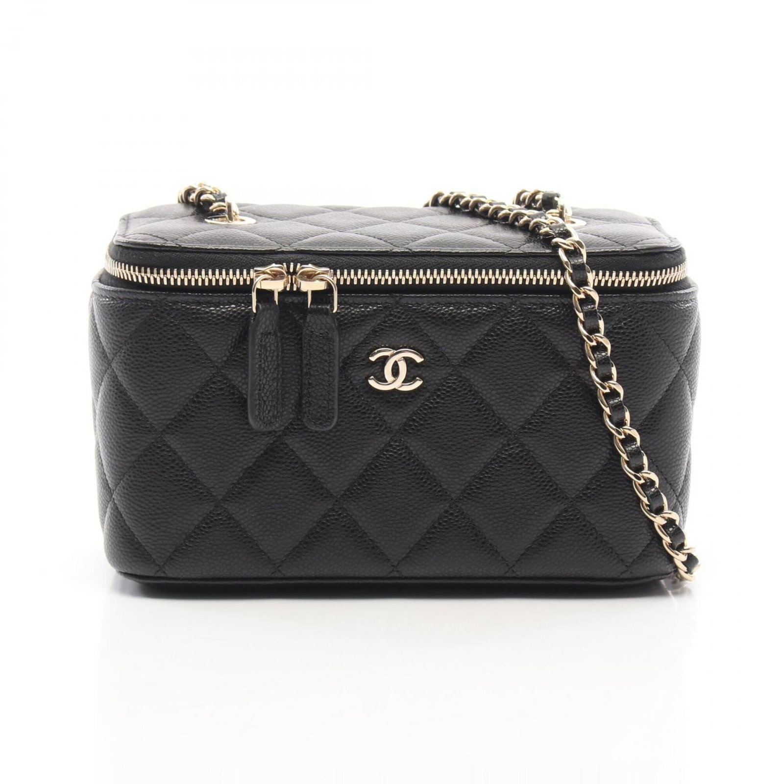 Chanel Handbag Shoulder Bag Grained Calfskin: Chanel Handbag Shoulder Bag Grained Calfskin Chanel's iconic shoulder bag features a sleek, all-grained calfskin exterior in black, adding a touch of sophistication to any outfit. Measuring just 10cm 