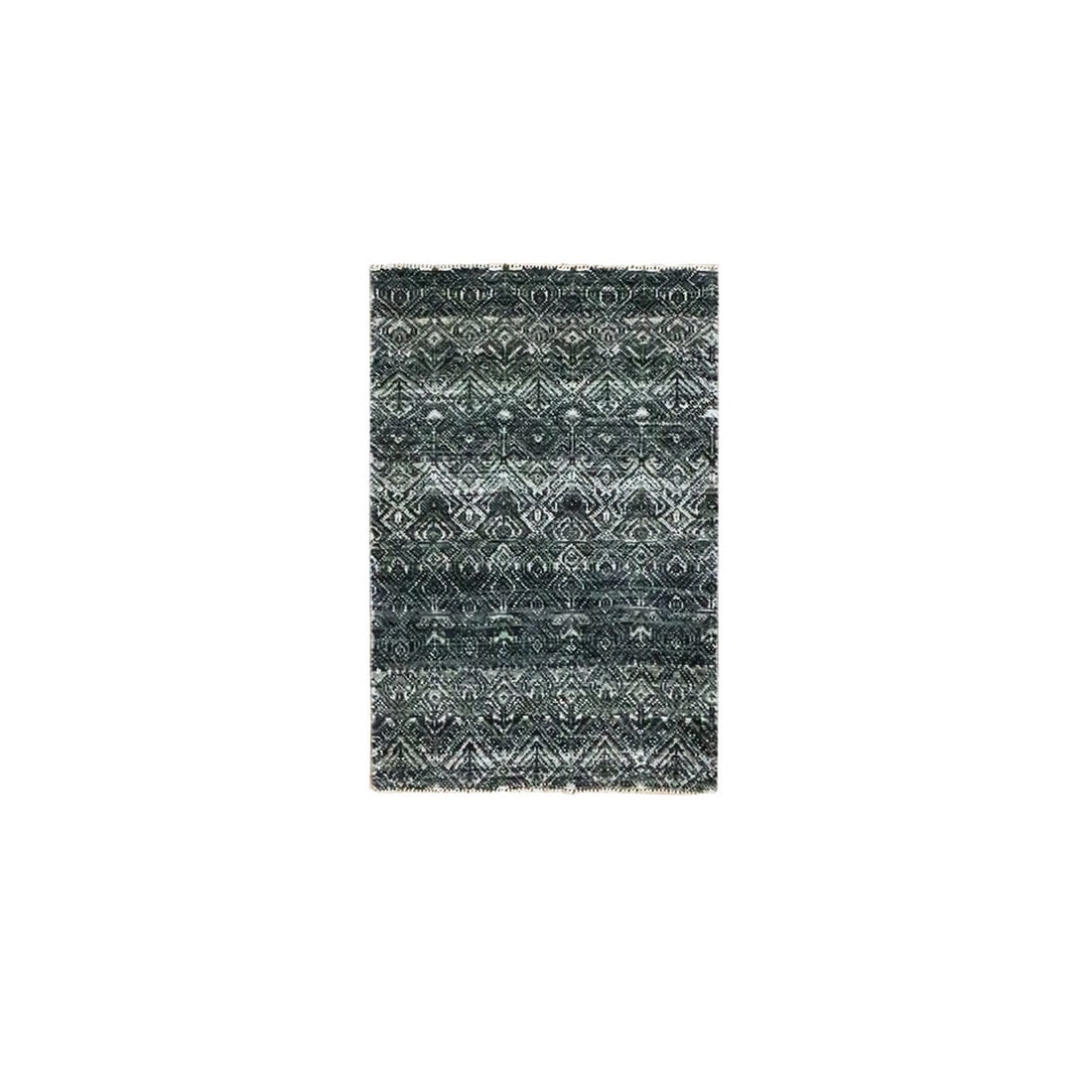 2'x3' Gray Kohinoor with Repetitive Design Hand Knotted Pure Wool Mat Rug: 2'x3' Gray Kohinoor with Repetitive Design Hand Knotted Pure Wool Mat Rug The 2'x3' Gray Kohinoor with Repetitive Design Hand Knotted Pure Wool Mat Rug boasts a stunning, rectangular field of grey woo